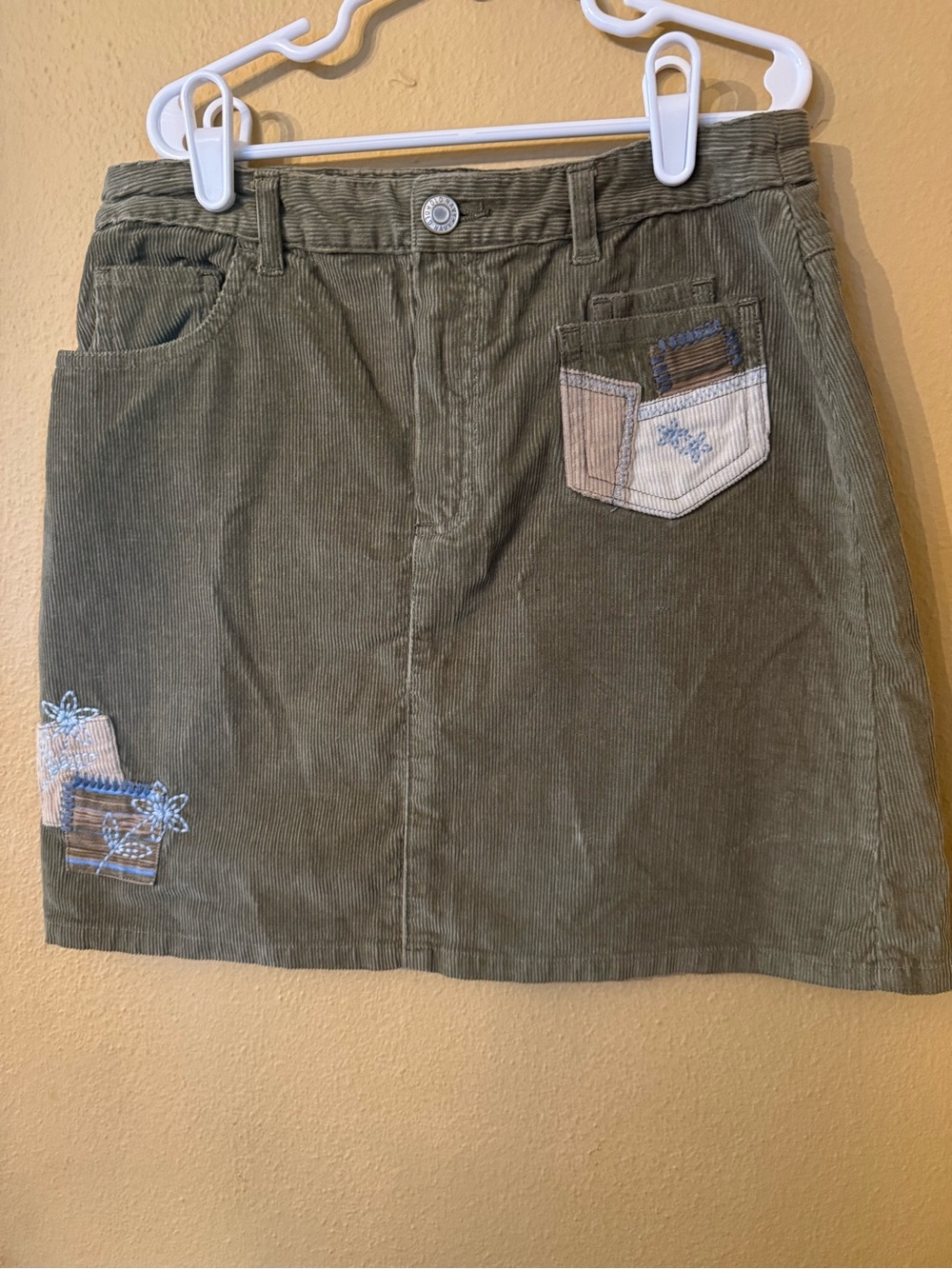 Y2K 2002 Old Navy Olive Corduroy Mini Skirt with Patch Pocket Accents